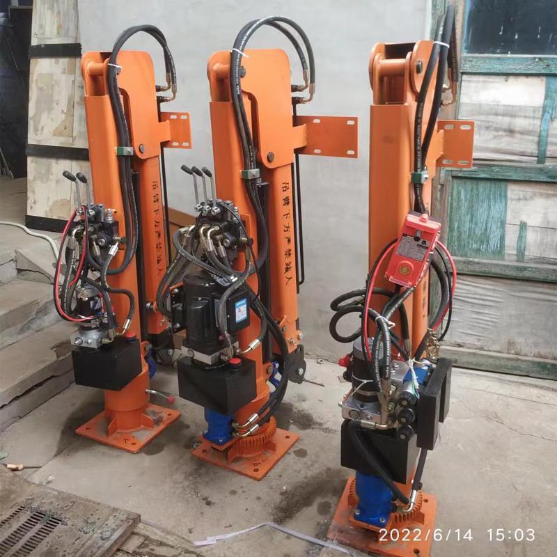 平山县重汽蓝牌随车吊 3.2吨 国六动力强 液压驱动 农用自卸起重机